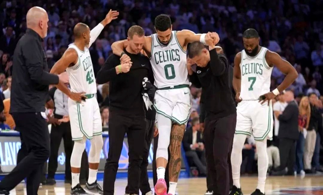 关于凯尔特人遭遇连败,再遇失利的信息 关于凯尔特人遭遇连败,再遇失利的信息