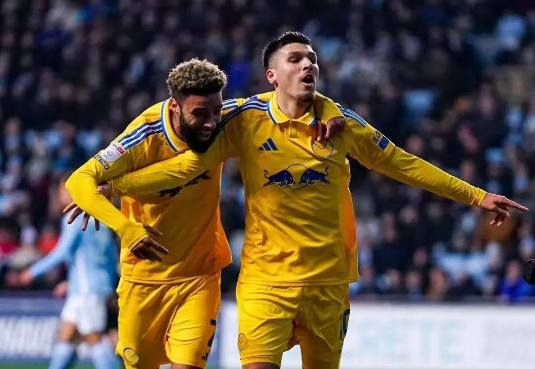 包含利兹联遭遇诺里奇绝杀,英超争冠困境待破解的词条 包含利兹联遭遇诺里奇绝杀,英超争冠困境待破解的词条