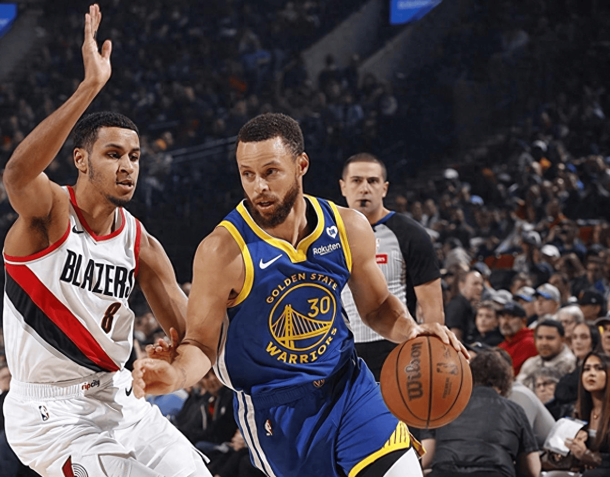 1xBit体育活动-开拓者队全队合力，联手逆转夺取胜利